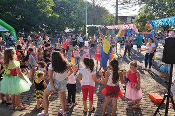 Foto - Carnaval Infantil ocorreu neste domingo