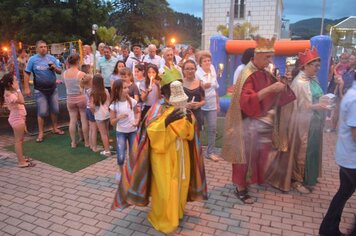 Foto - Festa em honra aos Santos Reis