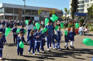 Foto - Caminhada Cívica em homenagem à Patria e aos 55 anos de Anta Gorda