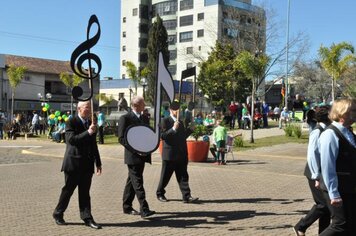 Foto - Caminhada Cívica em homenagem à Patria e aos 55 anos de Anta Gorda