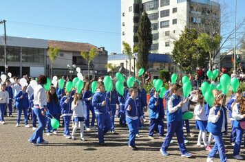 Foto - Caminhada Cívica em homenagem à Patria e aos 55 anos de Anta Gorda