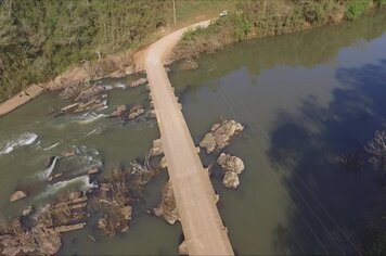 Ponte do Rio Guaporé está intransitável