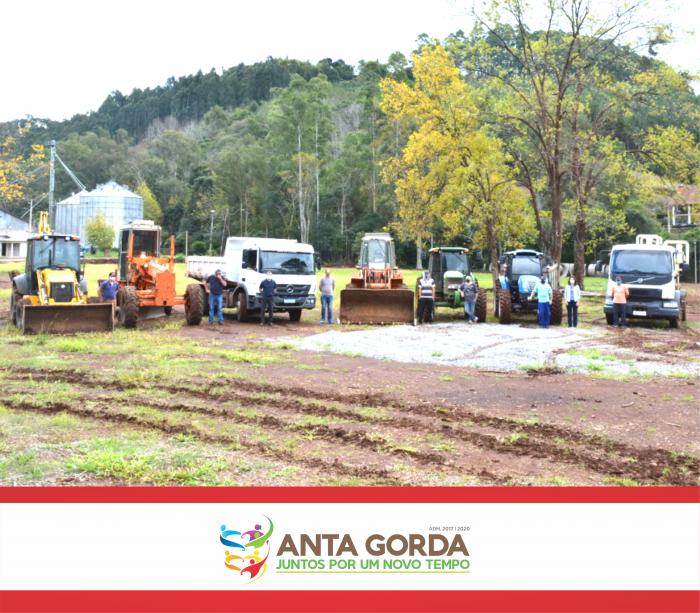 Com investimentos de mais de R$ 3,5 milhões, município estrutura atendimento às propriedades rurais