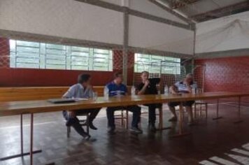 Estudantes de Arquitetura debatem melhorias no parque de Eventos