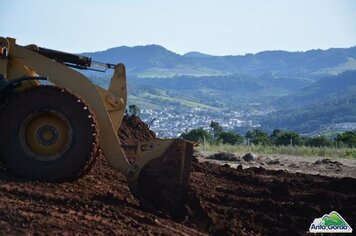 Canaã inicia obra na Linha Cavagnoli e recebe incentivo da Administração Municipal