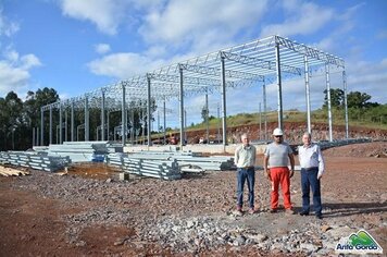 Obra incentivada pela Administração está em andamento